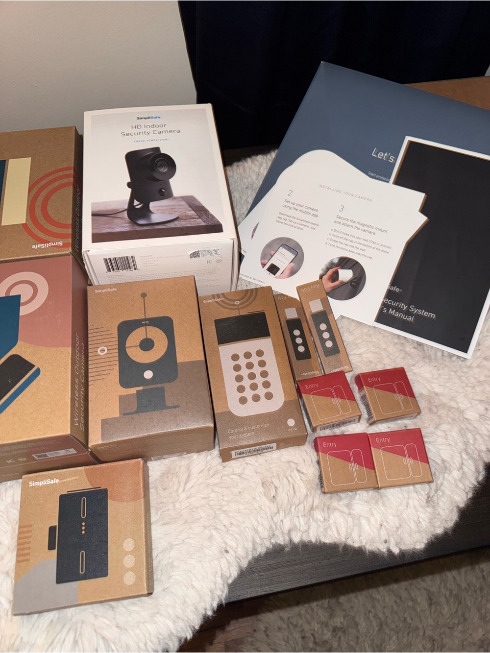Simplisafe Complete Home Security System White Gen 3 - Picture 3 of 3